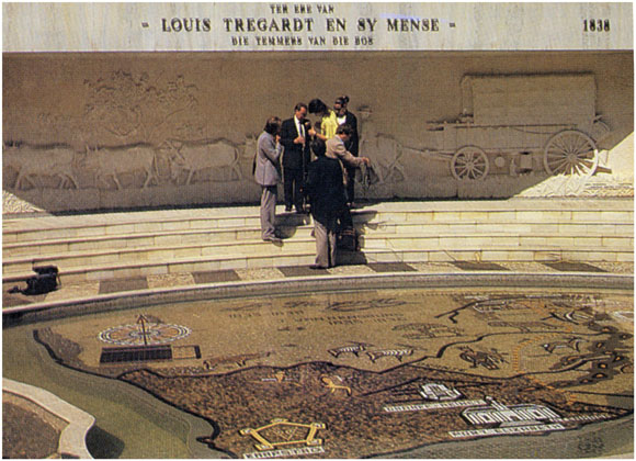 Louis Trichardt memorial, Maputo, 1989